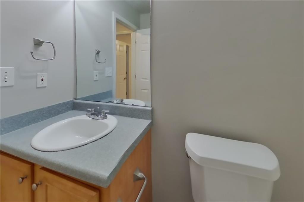 7828387 Property Photo 14
