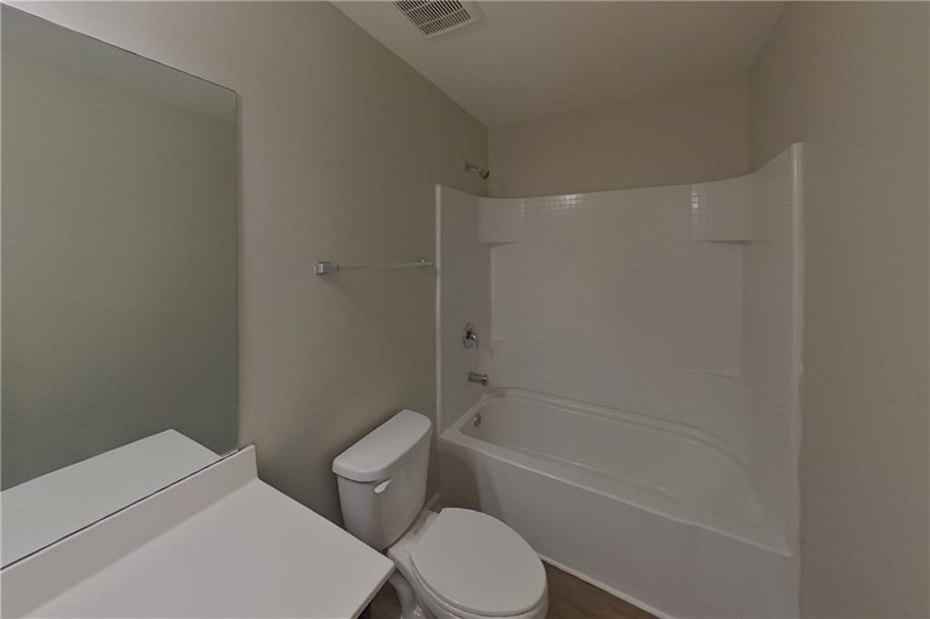 7828407 Property Photo 15