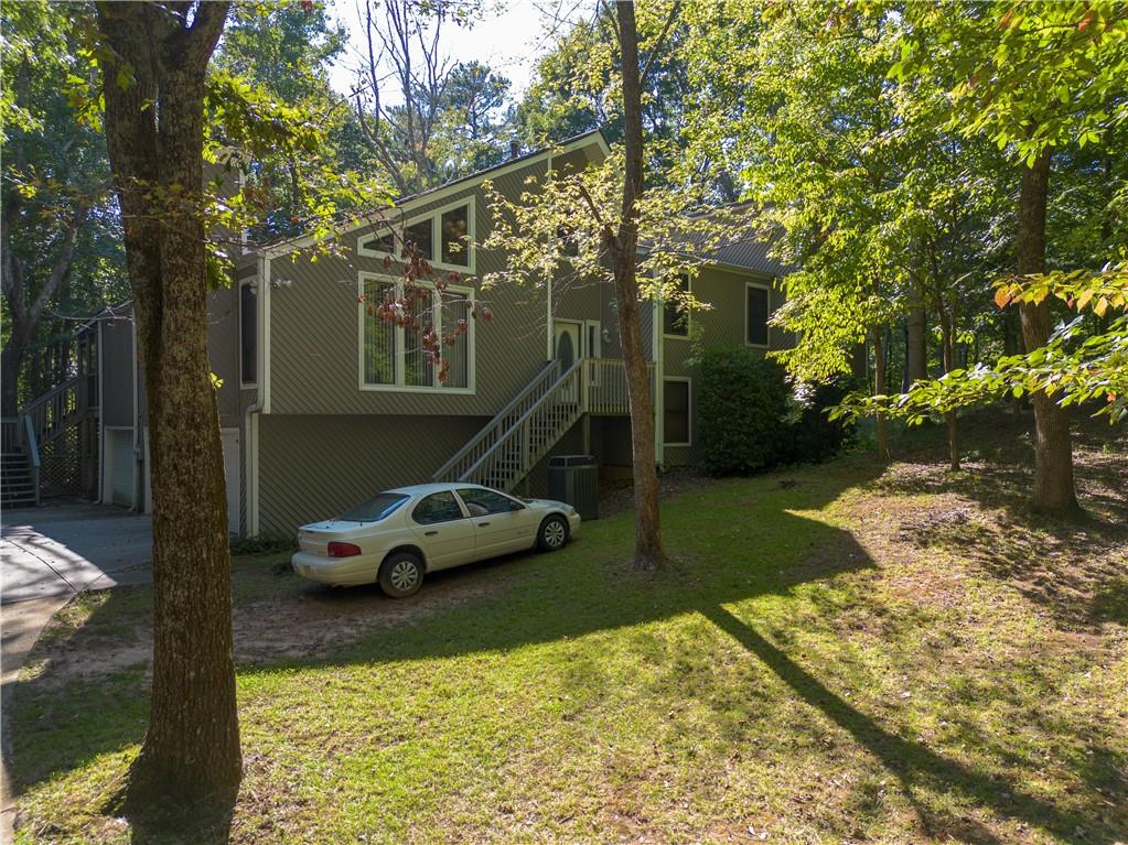 1100 Pine Grove Pointe Drive Property Photo 1
