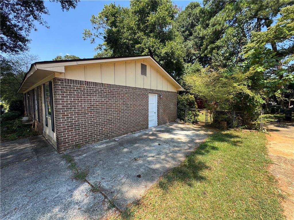 723 Sheffield Road Property Photo 8