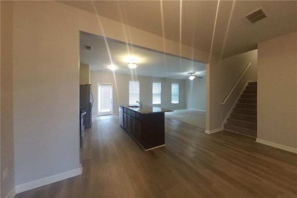 7828473 Property Photo 3