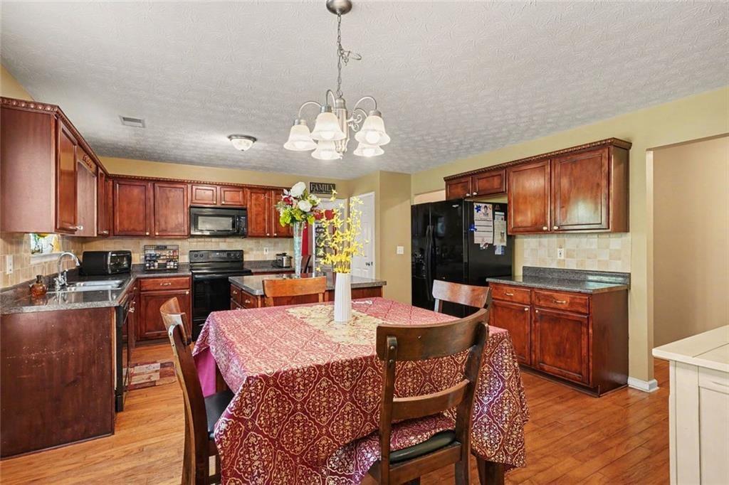266 Millstone Drive Property Photo 15