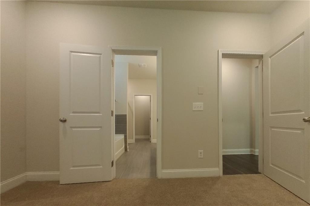 7828509 Property Photo 4
