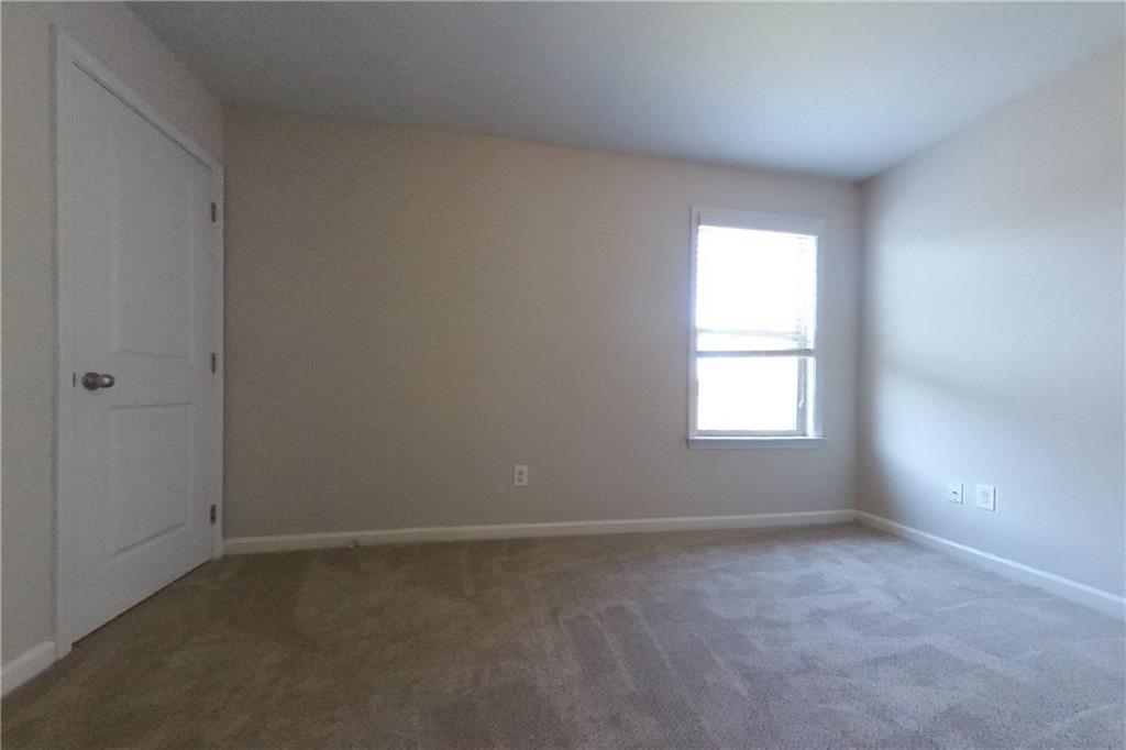 7828509 Property Photo 10