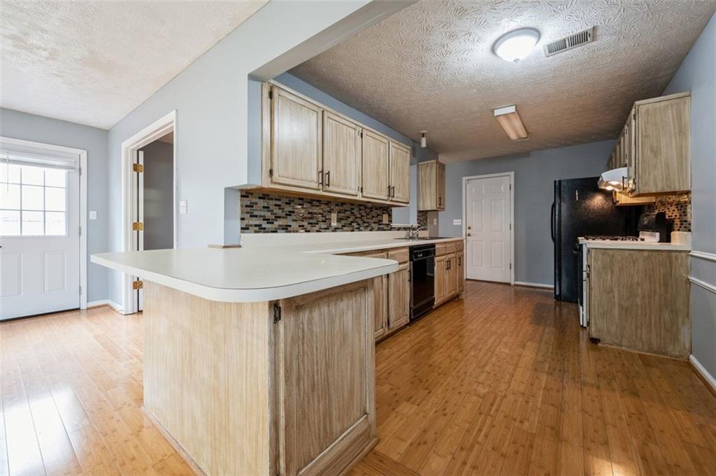 3635 Darwin Place Property Photo 14