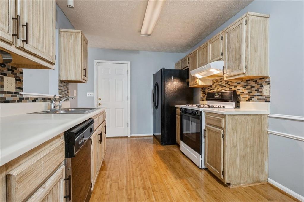 3635 Darwin Place Property Photo 15