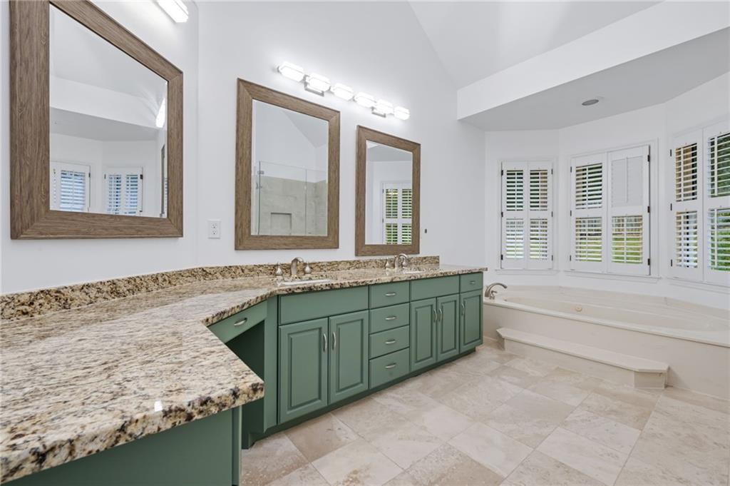 1809 Shelburne Ridge Property Photo 36