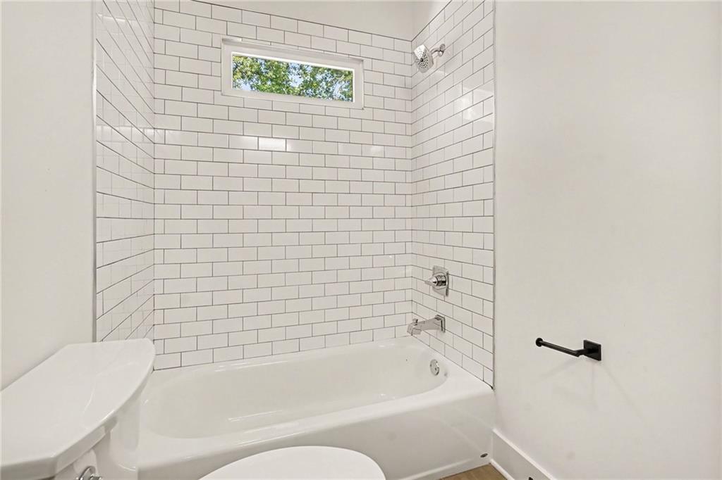 866 Nottingham Drive Property Photo 33