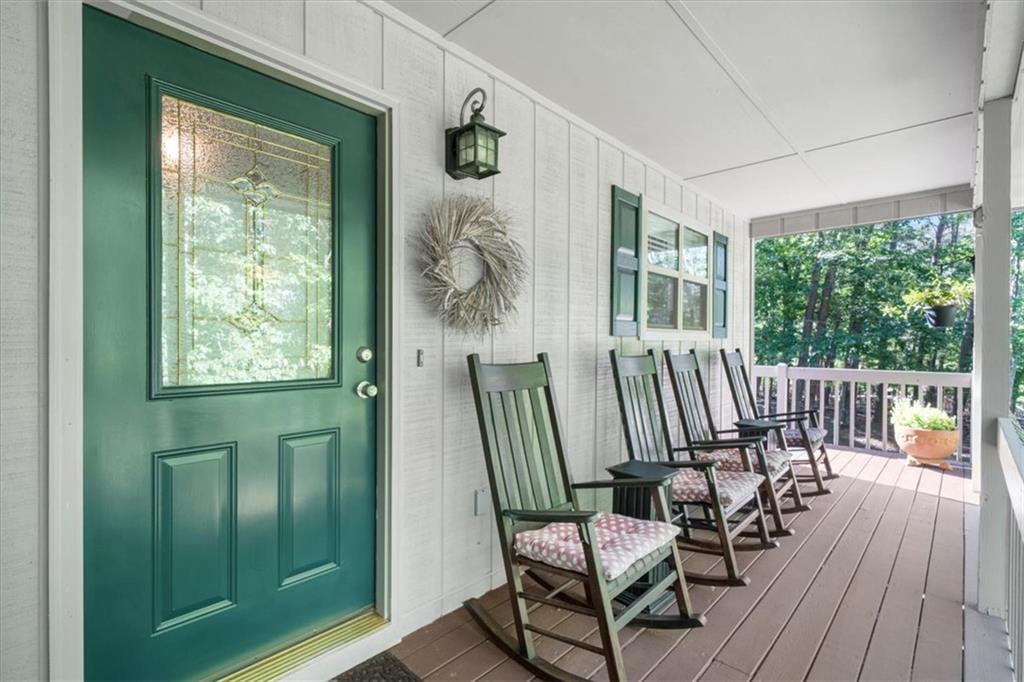 85 Winding Way Property Photo 4
