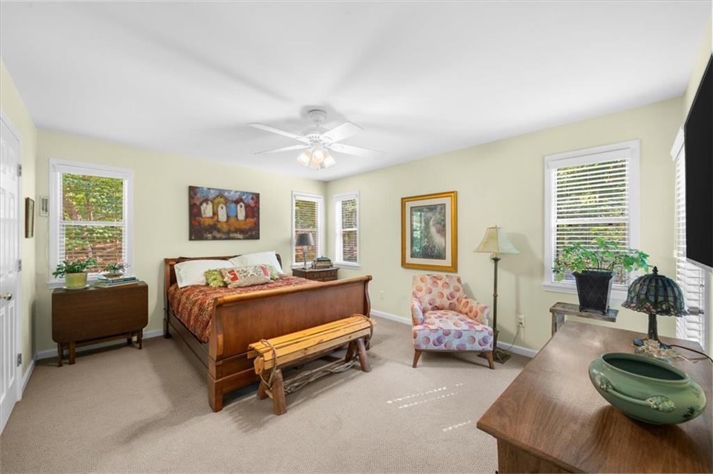 85 Winding Way Property Photo 13
