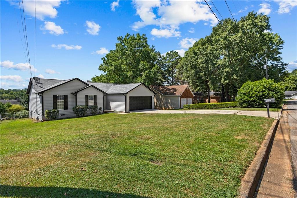 3679 Ashbill Property Photo 2