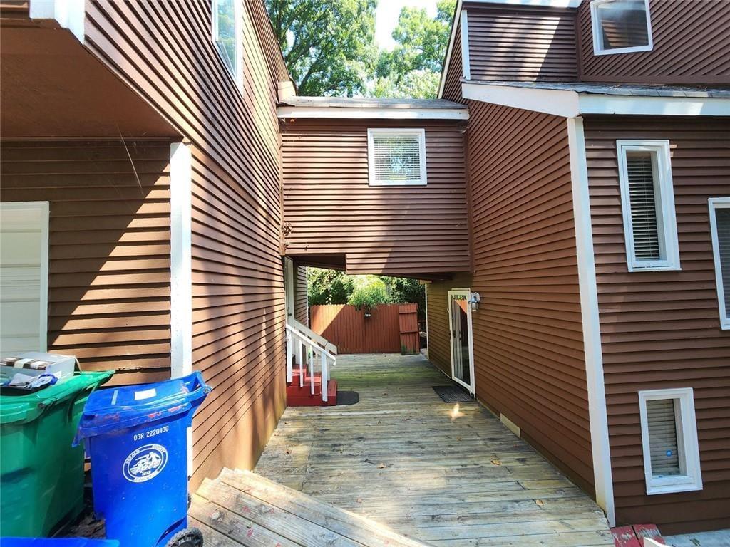 258 Kenilworth Circle Property Photo 2