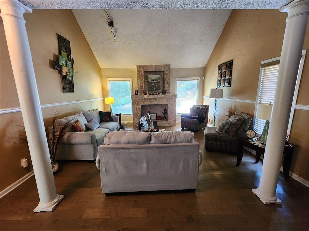 258 Kenilworth Circle Property Photo 9