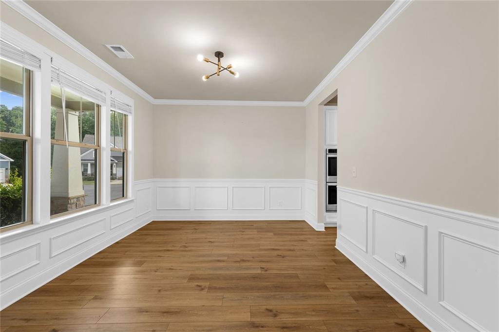 352 Chestnut Chase Property Photo 5