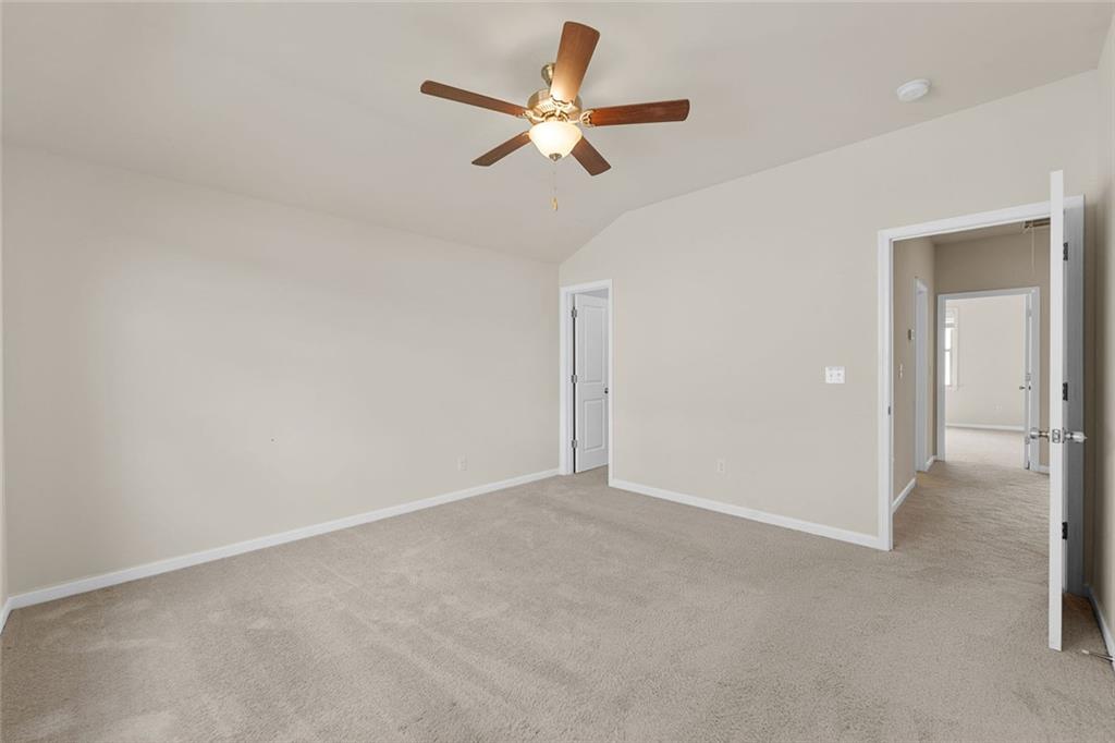 352 Chestnut Chase Property Photo 30