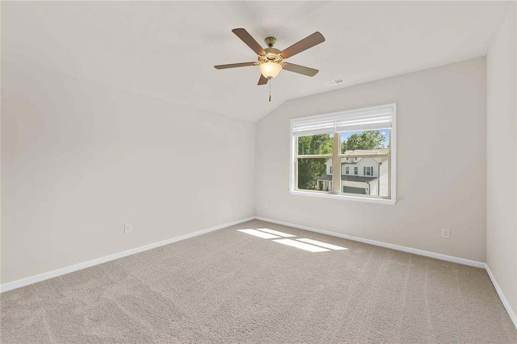 352 Chestnut Chase Property Photo 35