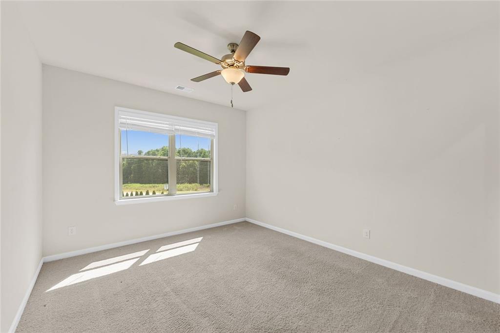 352 Chestnut Chase Property Photo 37