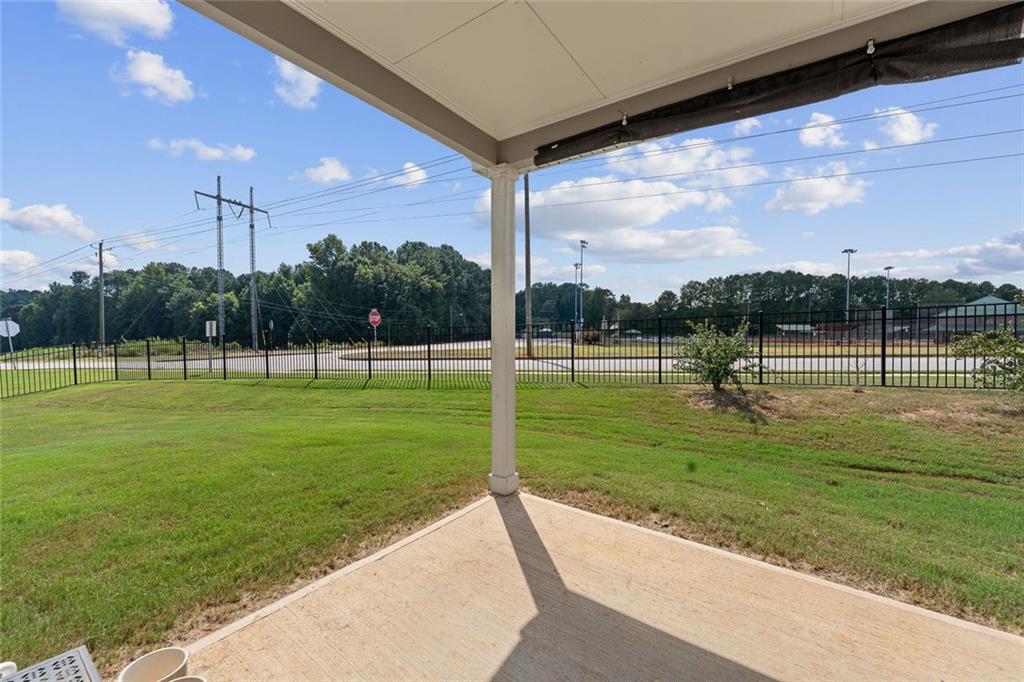352 Chestnut Chase Property Photo 39