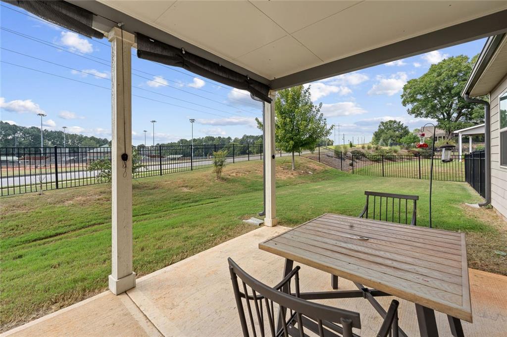 352 Chestnut Chase Property Photo 40