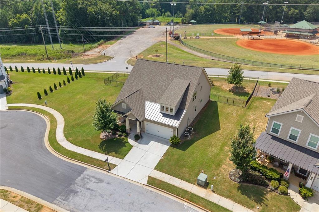 352 Chestnut Chase Property Photo 47