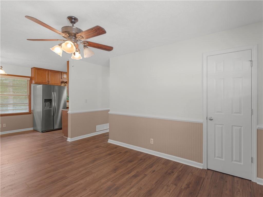 112 Beacon St Property Photo 4
