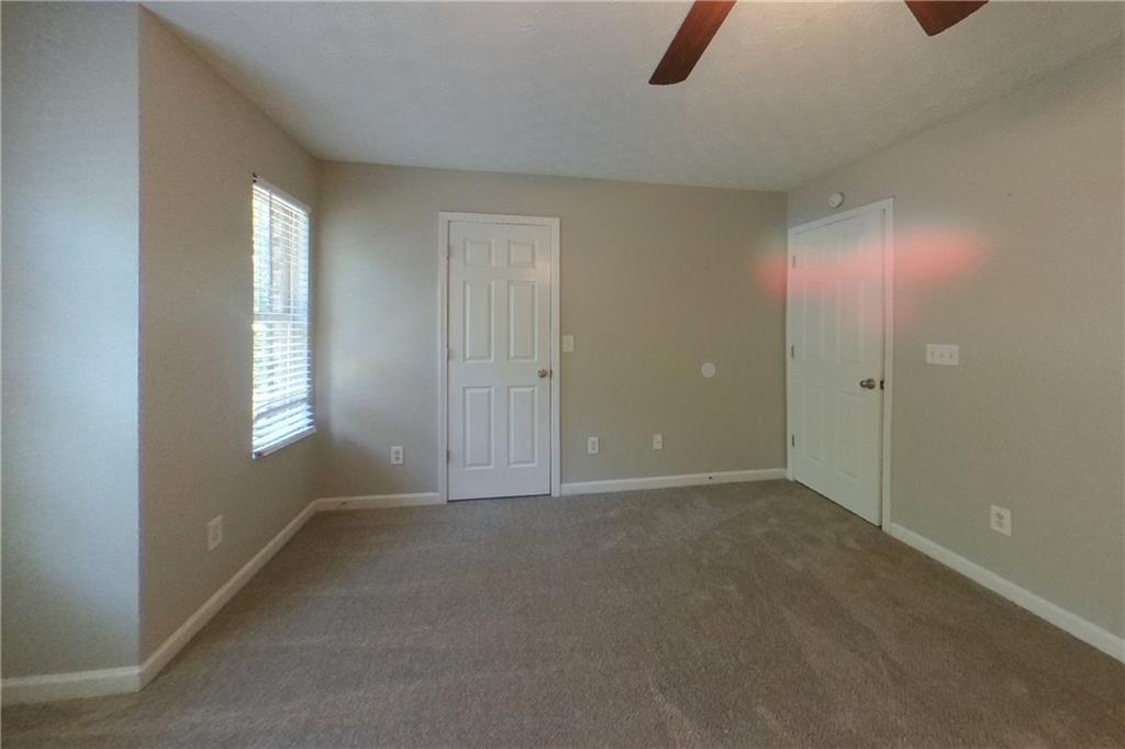7828649 Property Photo 6