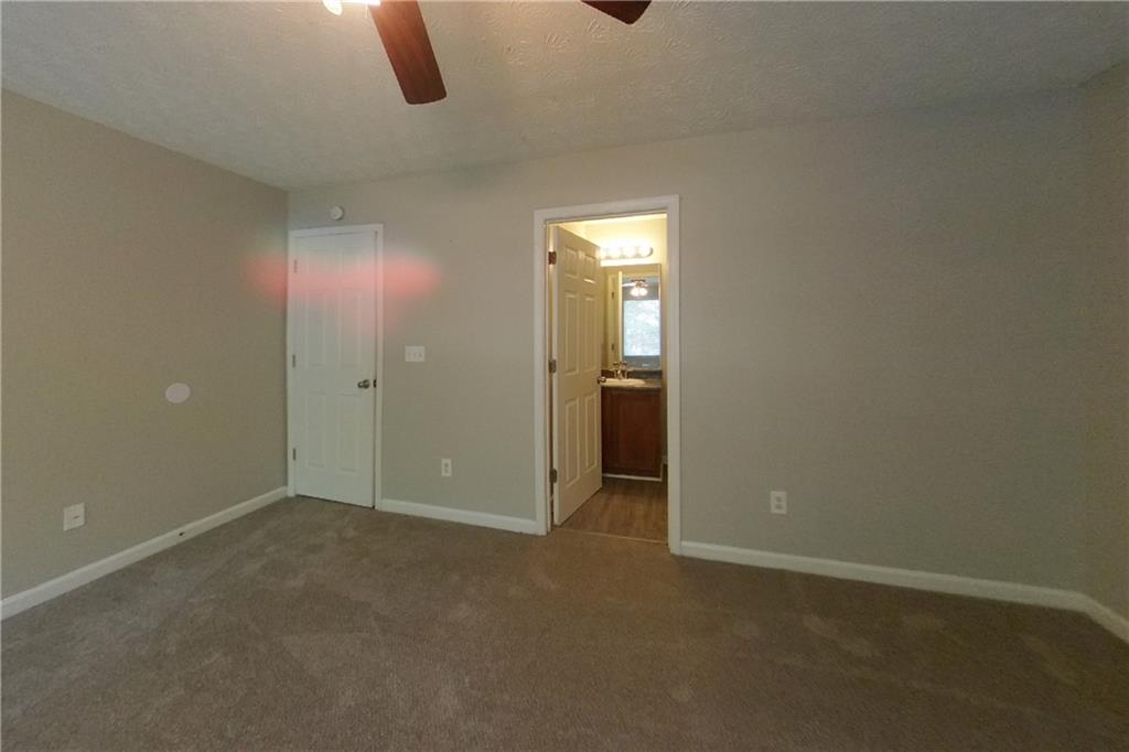 7828649 Property Photo 7