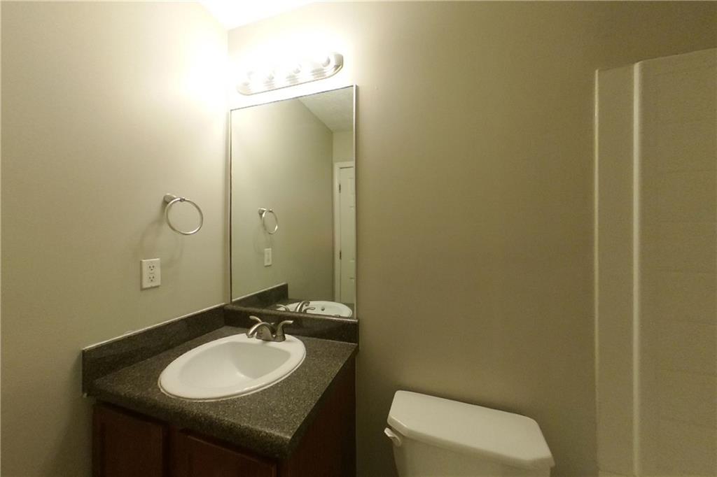 7828649 Property Photo 8