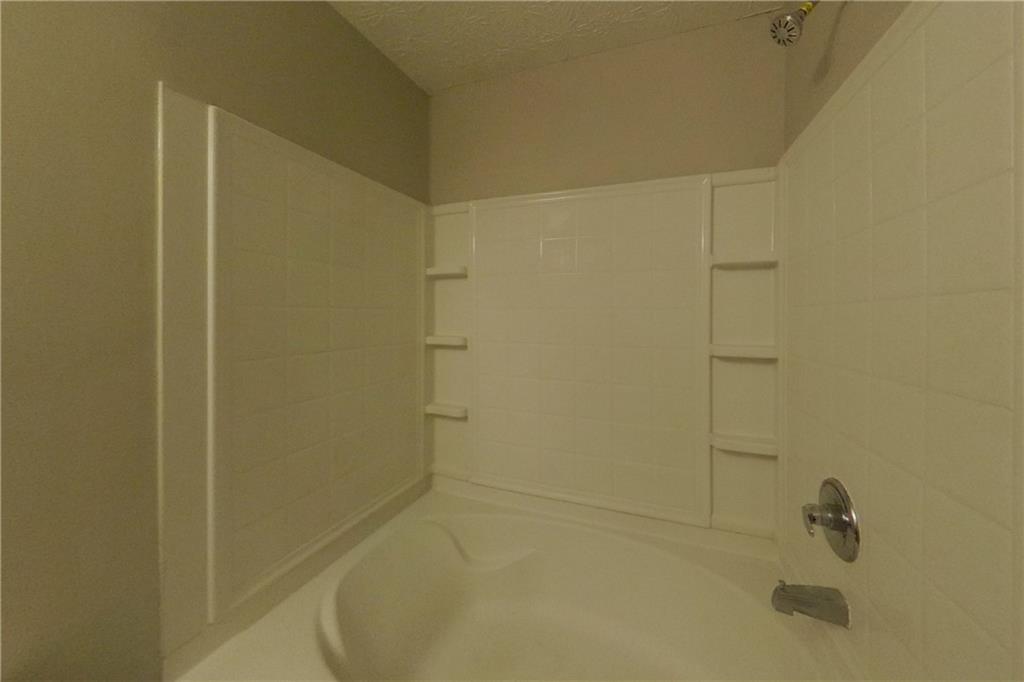 7828649 Property Photo 9