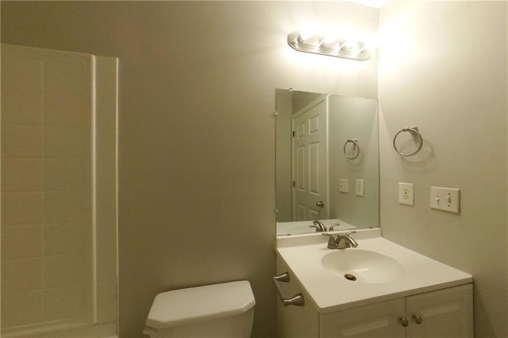 7828649 Property Photo 13