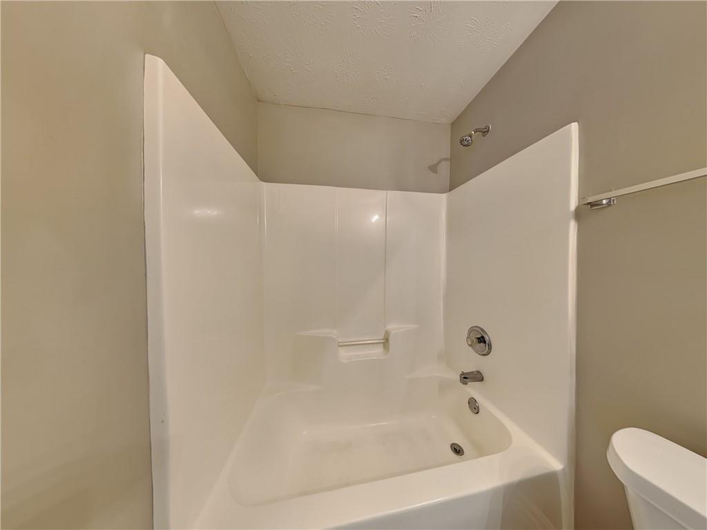 7828657 Property Photo 10