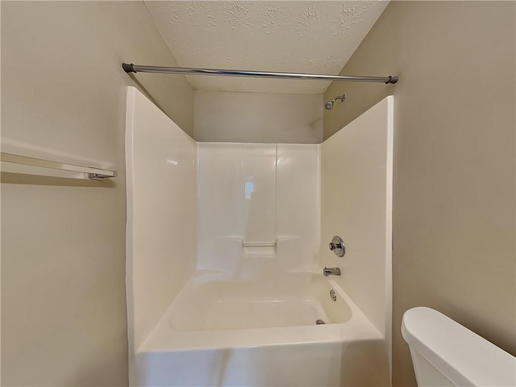 7828657 Property Photo 15