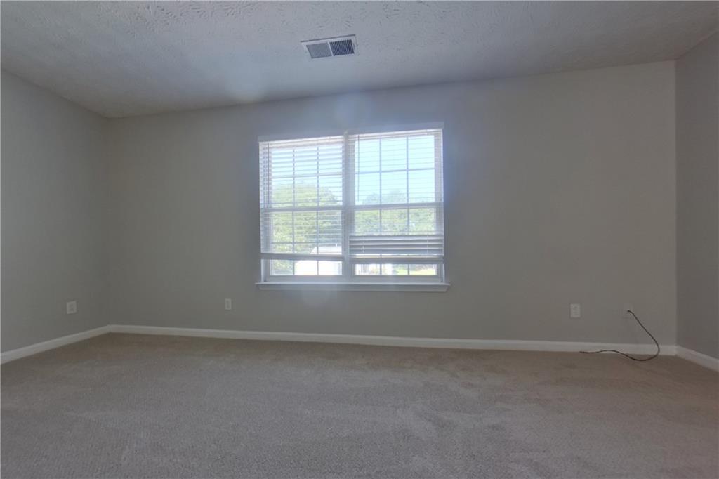 7828680 Property Photo 5