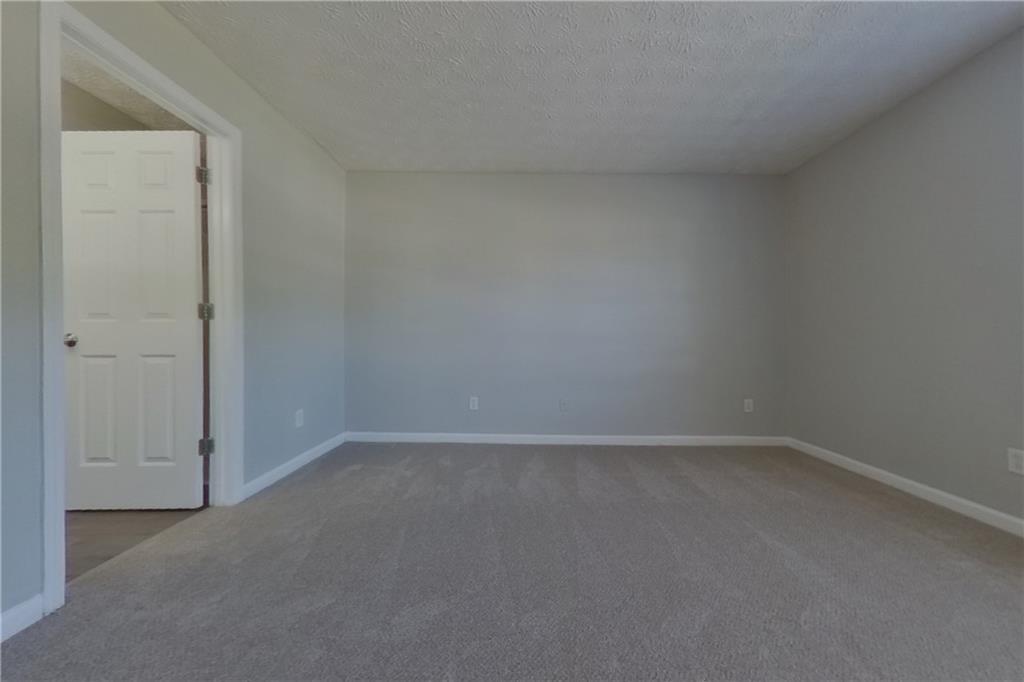 7828680 Property Photo 6
