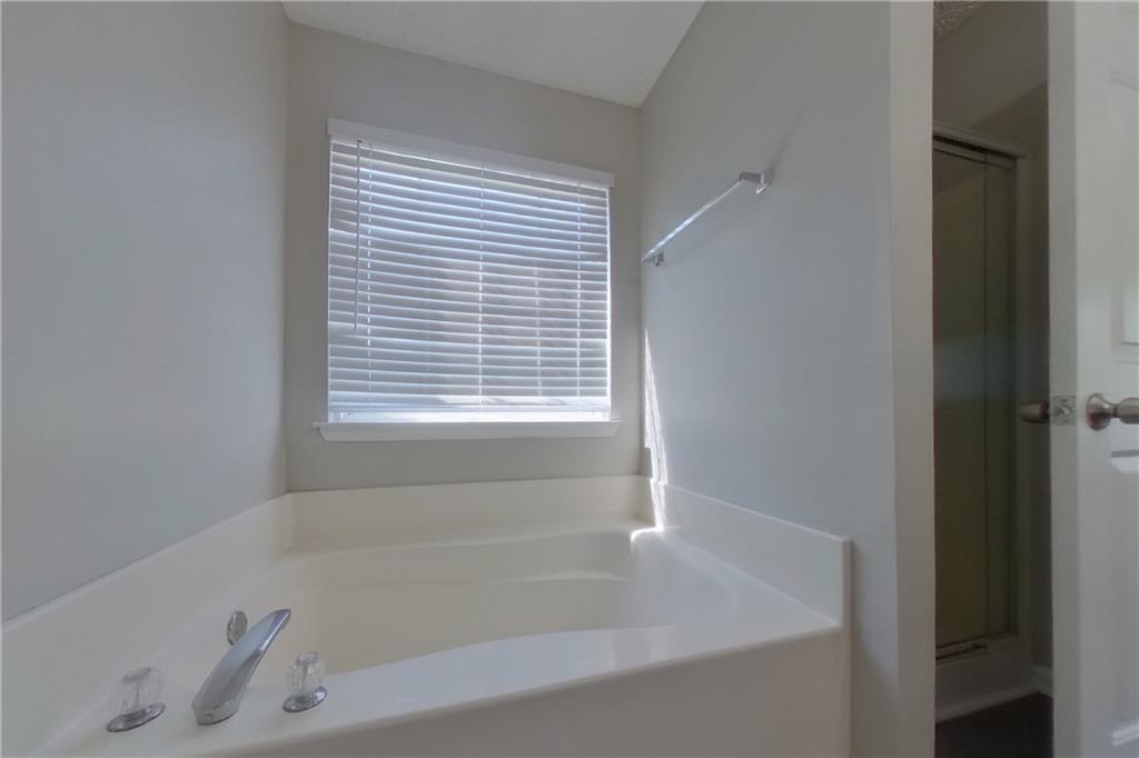 7828680 Property Photo 8
