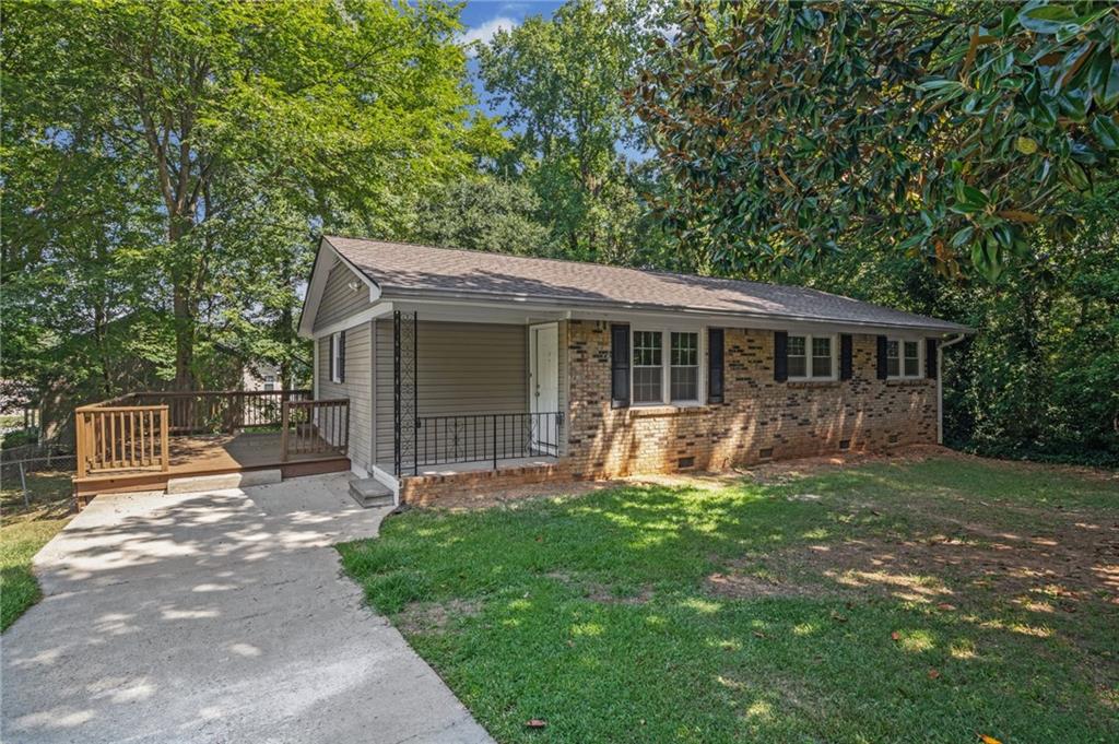 2840 Somerton Drive Property Photo 4