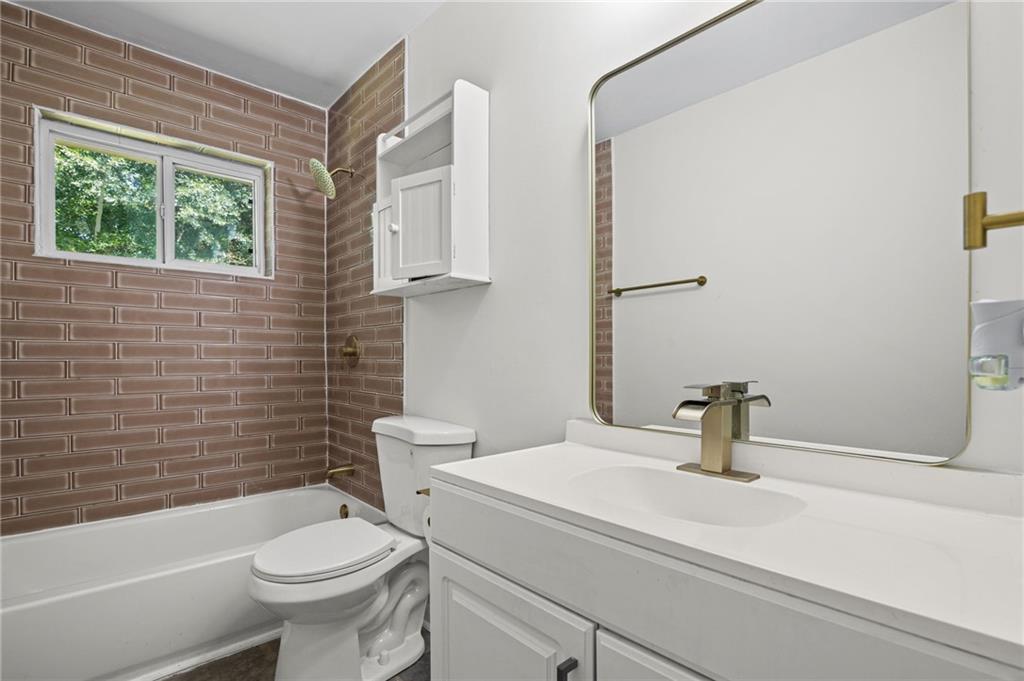 2840 Somerton Drive Property Photo 21