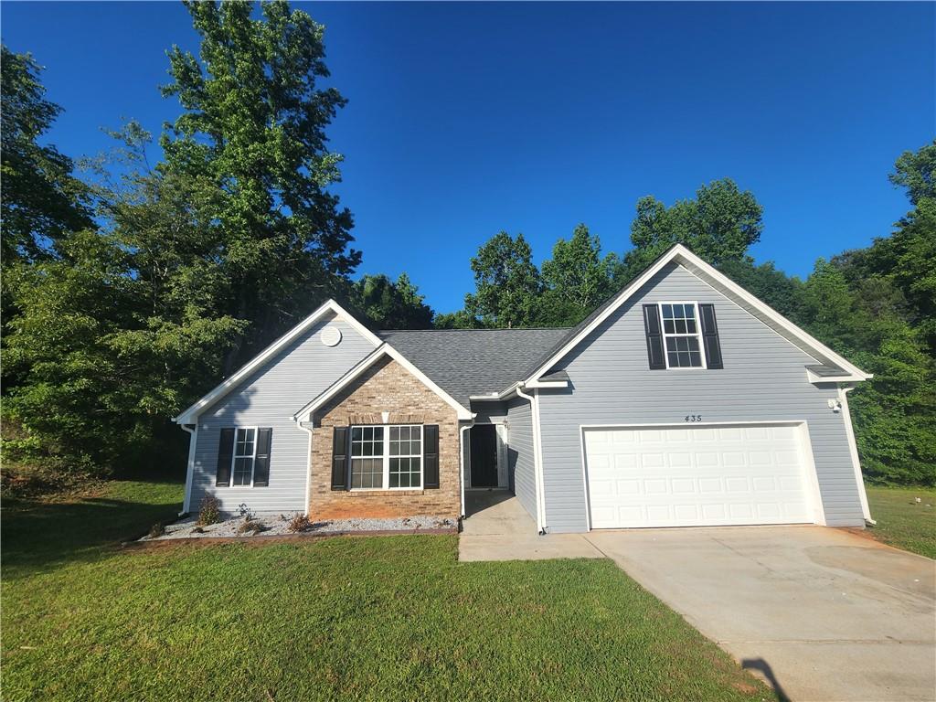435 Butler Bridge Circle Property Photo 2