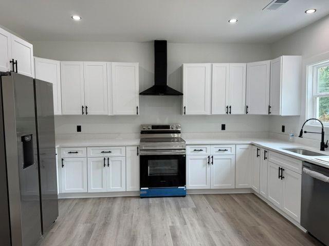 69 Easy Street Property Photo 7