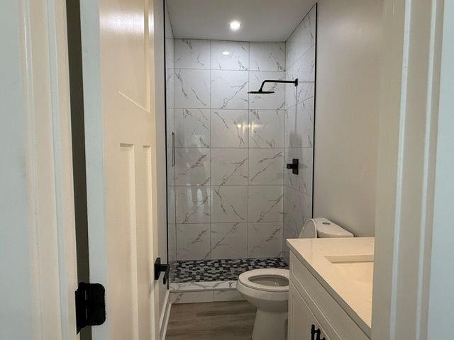 69 Easy Street Property Photo 12