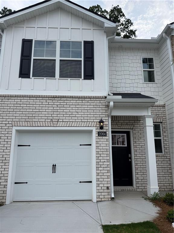 2064 Crossing Road Property Photo 1