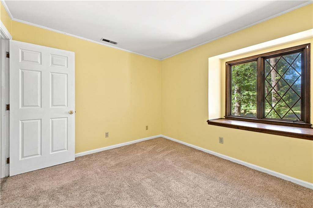 102 Valley Brook Drive Property Photo 19