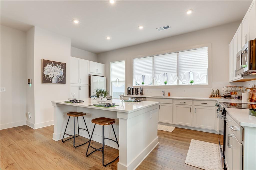 1390 Cozy Circle Property Photo 7