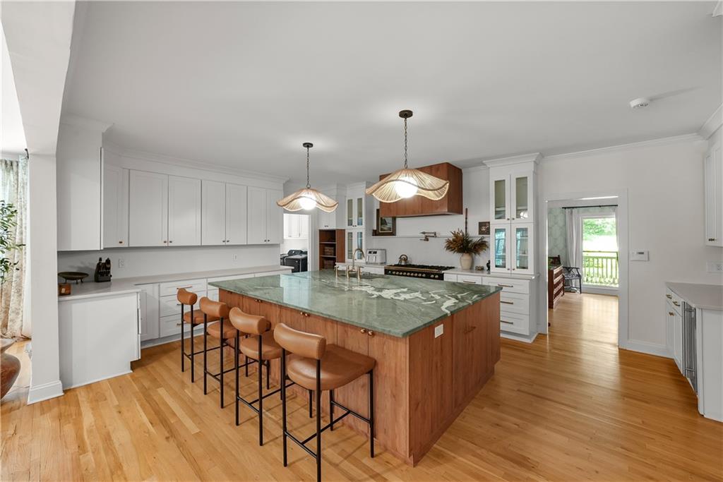 5102 Chastleton Drive Property Photo 12