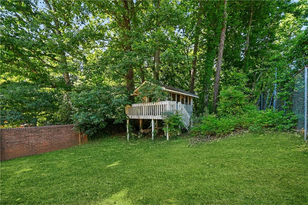5102 Chastleton Drive Property Photo 41