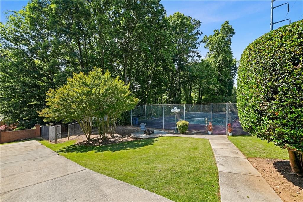 5102 Chastleton Drive Property Photo 42