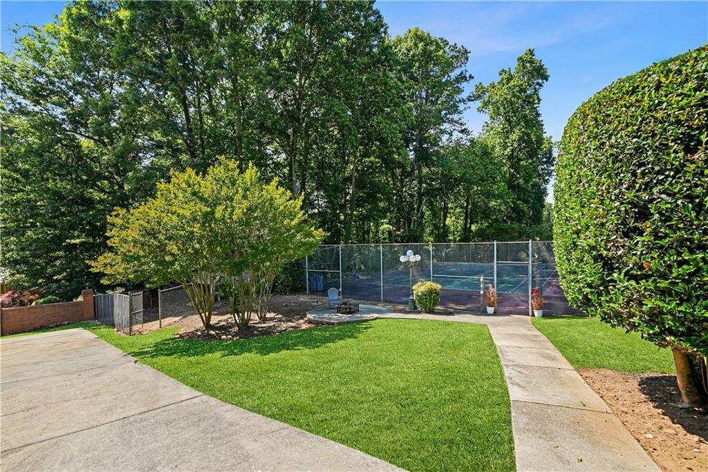 5102 Chastleton Drive Property Photo 44