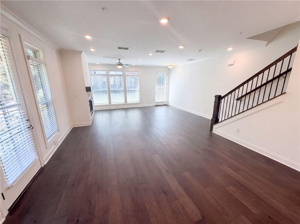 415 Olmstead Way Property Photo 8