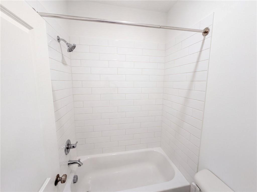 415 Olmstead Way Property Photo 15