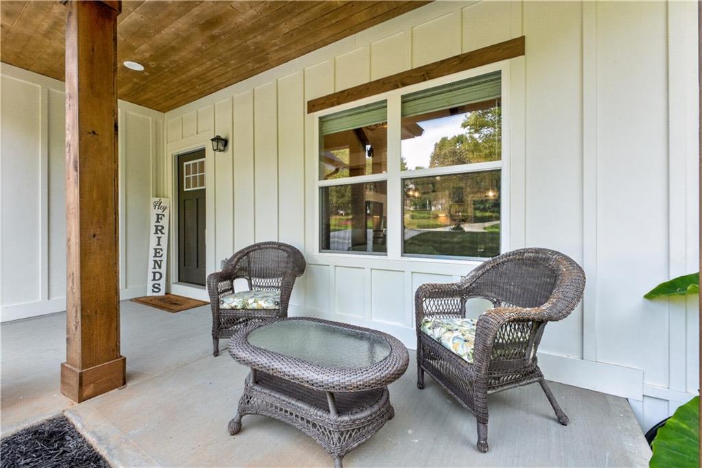 3979 Pointe N Property Photo 4